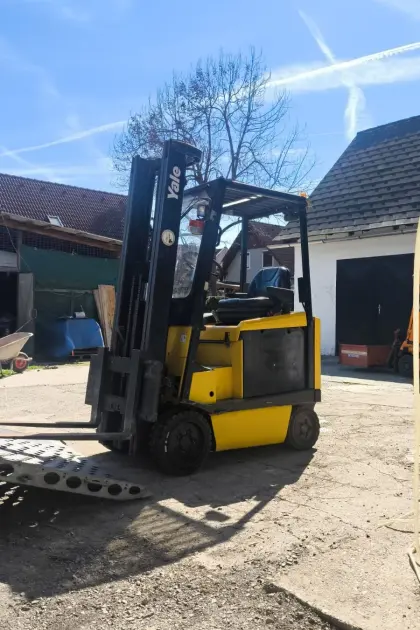 Yale el. Gabelstapler 48 V Freihub, neue Batterie