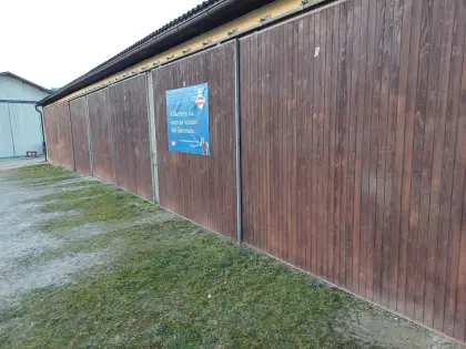 8 Tore inkl. Schienen