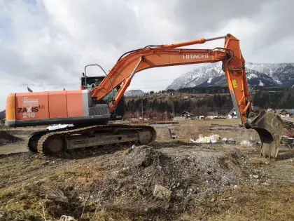 Hitachi ZX 210