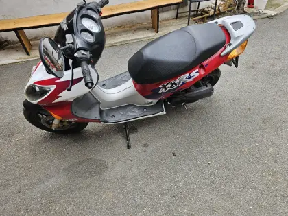 Moped Honda X8R-S