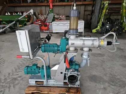 Verkaufe neuwertigen Stallkamp Gülleseparator PSS