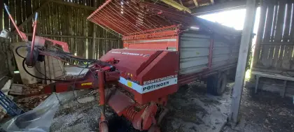 Pöttinger Erntewagen 2