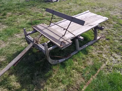 Verkaufe einen Pferdeschlitten