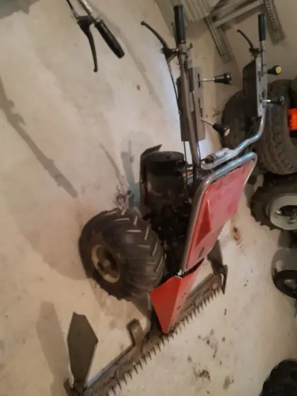 Motormäher Aebi AM 20 mit Heuraupe
