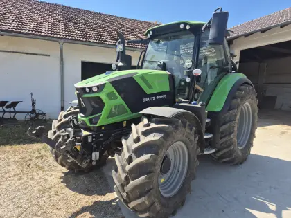 Neuwertiger Deutz Schlepper 6140.4 TTV