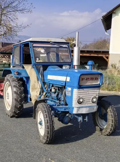 Ford Traktor