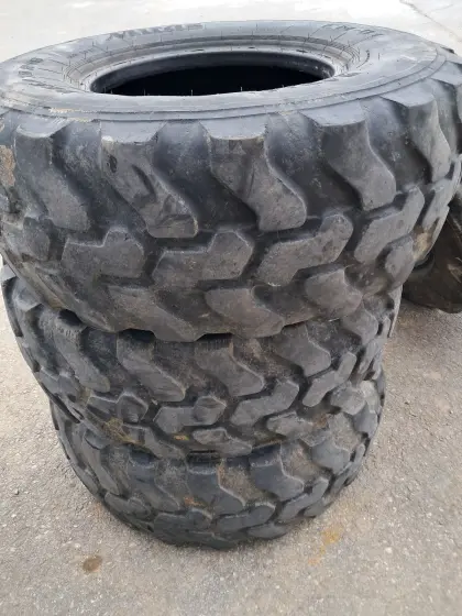 Radlader-Reifen 365/70/R18, 70 %