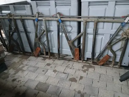 Wölfleder Selbstfang-Fressgitter
