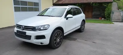 VW Touareg Sky