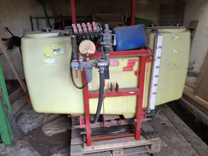 Rau Feldspritze 12 m 600 l