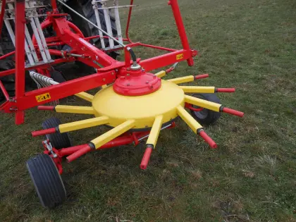 Schwader Pöttinger 421N