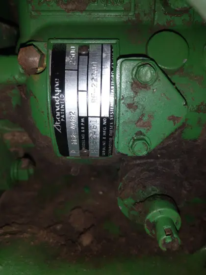 John Deere 1055