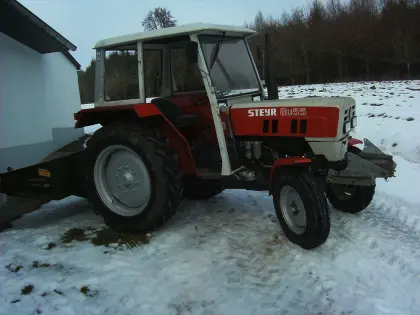 STEYR 8055