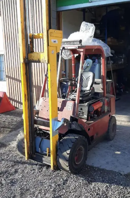 Gabelstapler Diesel Clark