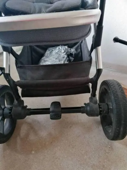 Moon Kinderwagen Nuova