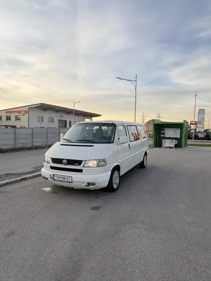Volkswagen T4 Bus, langer Radstand
