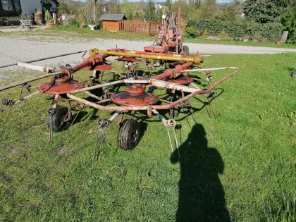 Kuhn GF 676