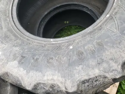 Reifen 480/65R24