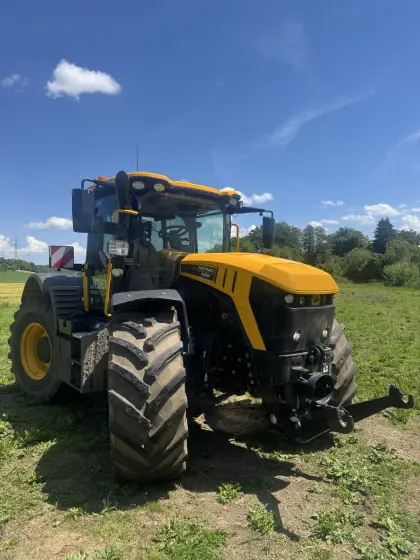 Mietmaschine JCB Fastrac 4220 Icon Pro