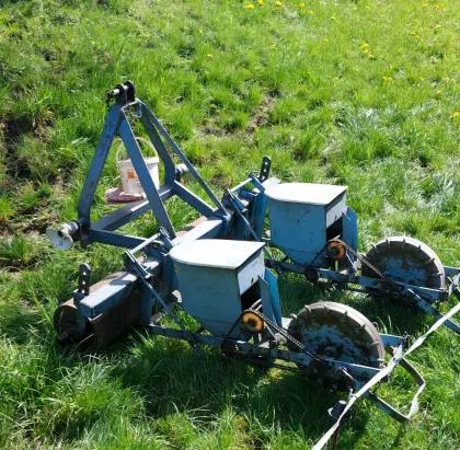 Krobath Einzelkornsähmaschine