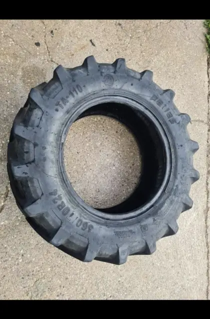 Traktorreifen 360/70R24