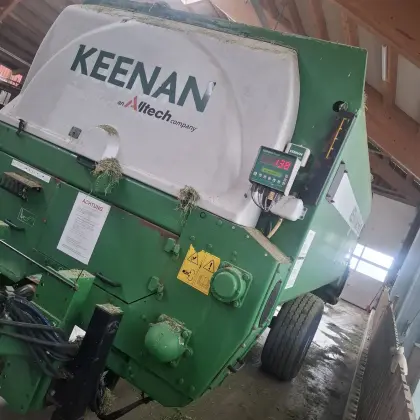 Keenan Futtermischwagen 360 mit Querförderband, Waage, Keenan MechFiber 360