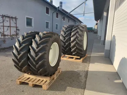 Kompletträder für Steyr, Case und New Holland