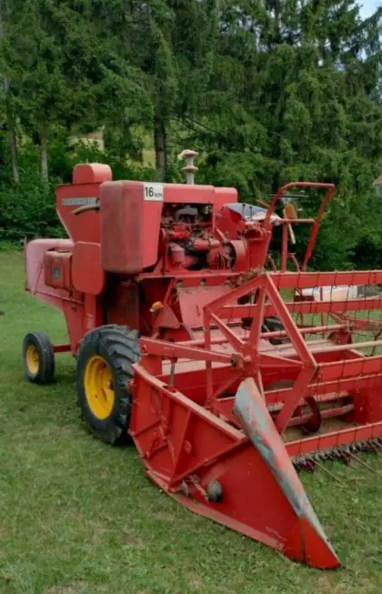 Massey Ferguson 31-6 Mähdrescher