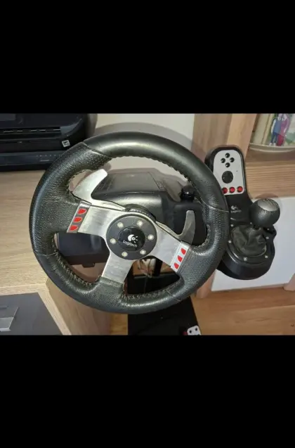 Logitech G27 Lenkrad
