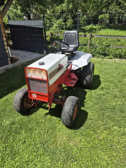 Kleintraktor Gravely 818T