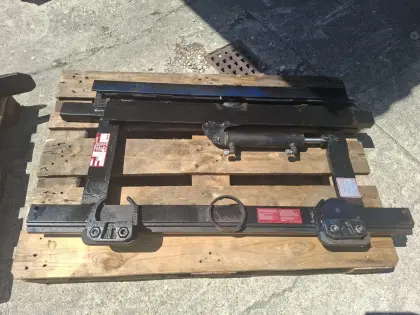 Zinkenträger mit Staplergabeln