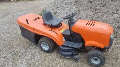 Rasentraktor Husqvarna TC130