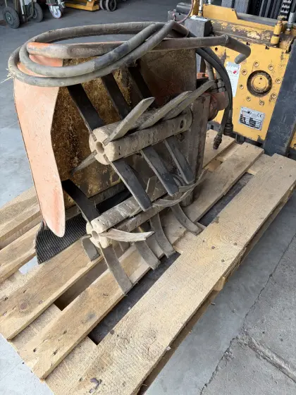 Braun Rebstammputzer