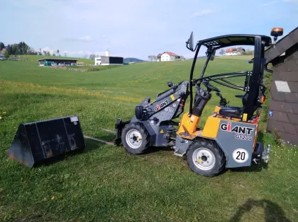 Kompaktlader Giant 1200 G