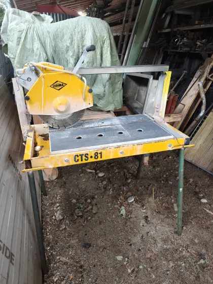 Verkaufe Steinschneidmaschine CTS-81