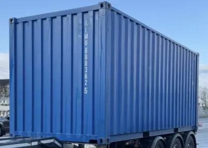 Neuwertige 20" Container in blau zu verkaufen