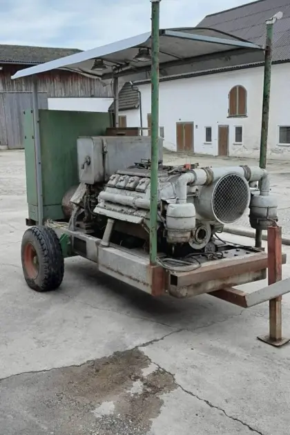 Notstromaggregat mobil V8 65 kVA Deutz A8L 714
