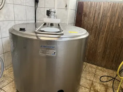 Milchtank mit Kühlung Alfa Laval