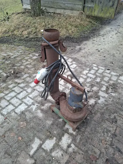 Tauchpumpe mit Schneidwerk