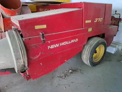 New Holland Hochdruckpresse 370