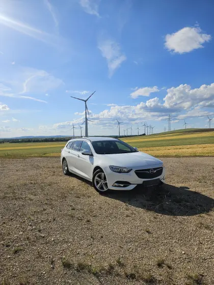 Opel Insignia Sports Tourer Kombi, Family Van
