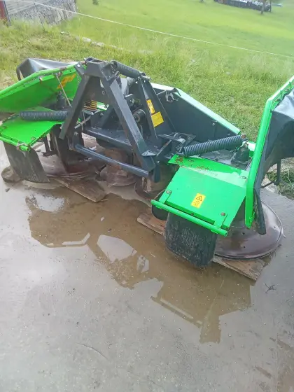 Deutz Fahr Frontmähwerk