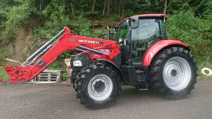 Case Farmall 105U Pro