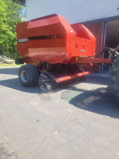 Lohnpressen Case RBX 452
