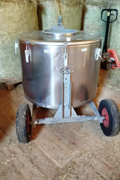 Milchtank 450 l
