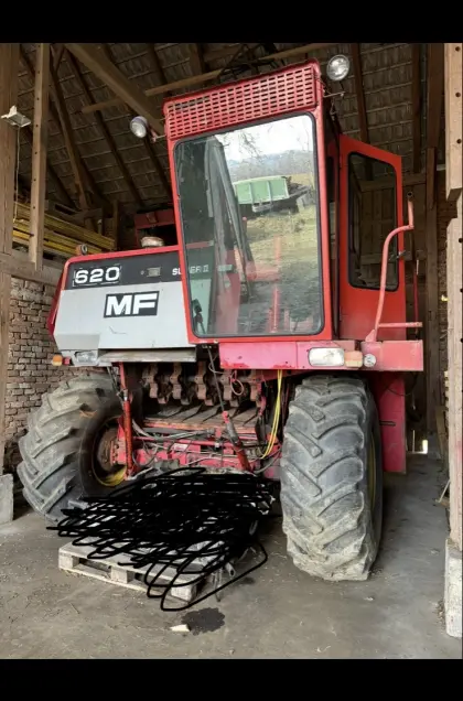 Mähdrescher MF 620