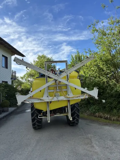 Feldspritze Jessernigg 600 l 10 m