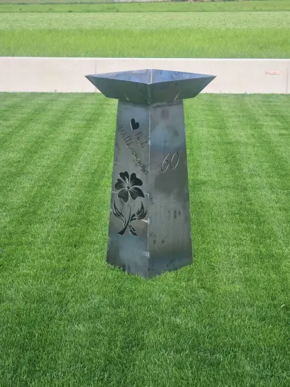 Willkommenssäule, Empfangssäule, Metall-Deko, individuell