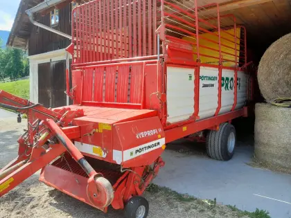 Ladewagen Pöttinger Ernteprofi