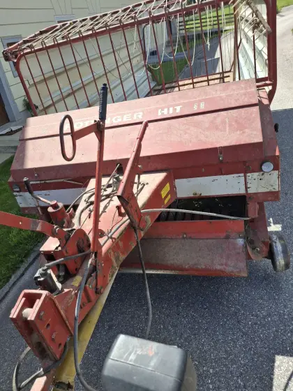 Ladewagen Pöttinger HIT 2